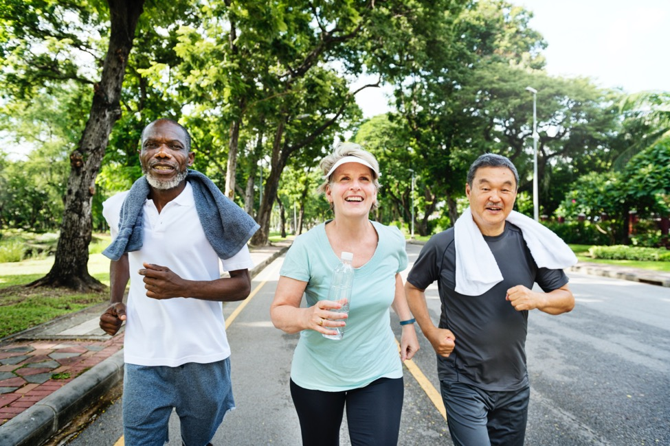 active seniors running for heart health