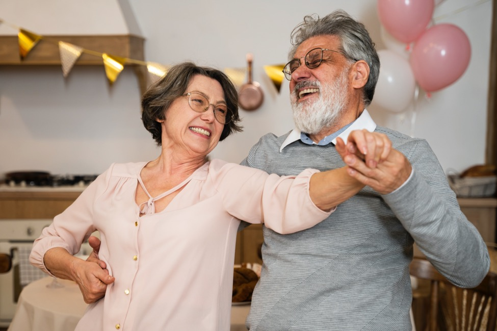  man and woman dancing